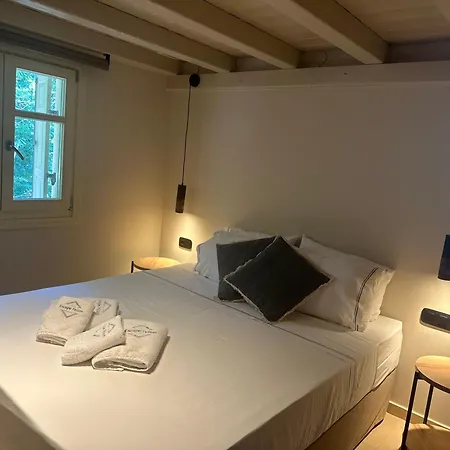 Four Elements Цагарада