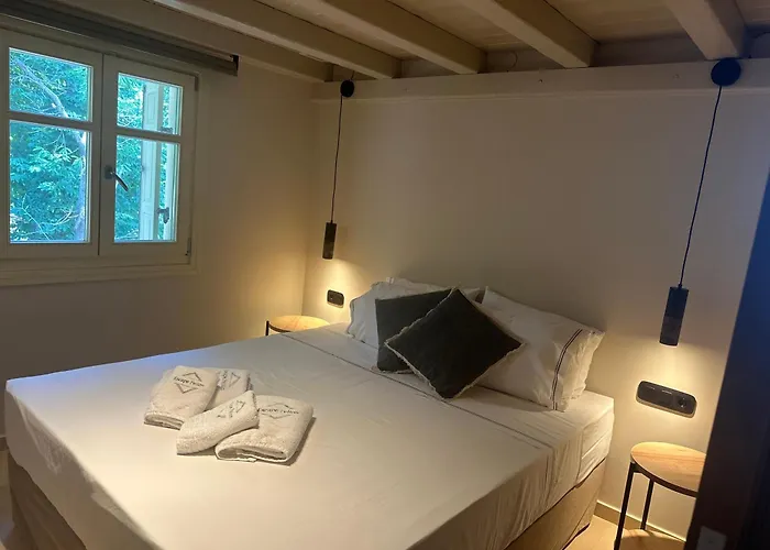 Four Elements Tsagkarada